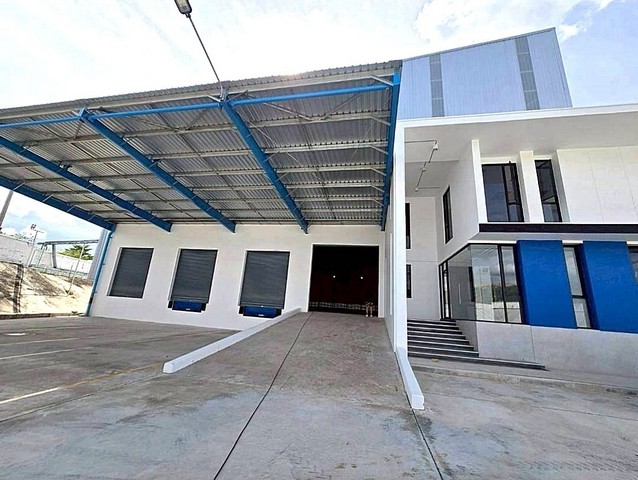 ให้เช่าโรงงานโกดังแหลมฉบังชลบุรี ให้เช่าโรงงานขนาดพื้นที่ 3157 ตาราง ใกล้นิคมอุตสาหกรรมอมตะซิตี้ ระยอง - 8Km.