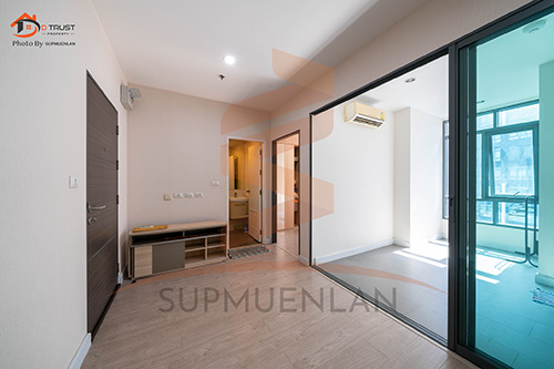 ครั้งแรกที่เปิดให้เช่า! ห้องใหม่กริ๊บ วิวสระว่ายน้ำ @Metro Sky ประชาชื่น (ตึก C)