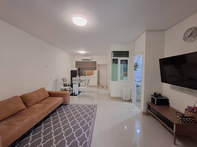 ทำเลโครตดีงาม!! ขายทาวน์โฮม 2 ชั้น สภาพเกรด A หมู่บ้าน  กัสโต้ พหลโยธิน-รามอินทรา 4 ห้องนอน 3 ห้องน้ำ ต่อเติมหลังคาจอดรถ อยู่ซอยพหลโยธิน 48