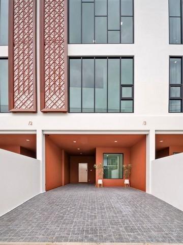 ขายโฮมออฟฟิศ 3.5 ชั้น 225 ตร.ม. ย่านนาคนิวาส ลาดพร้าว 71 โชคชัย 4 ใกล้เซ็นทรัล อีสต์วิลล์