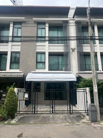 HR 10591 ให้เช่าทาวน์โฮม 3 ชั้น 3 ห้องนอน บ้านกลางเมืองพระราม 9 รามคำแหง 39 ใกล้ทาวน์อินทาวน์