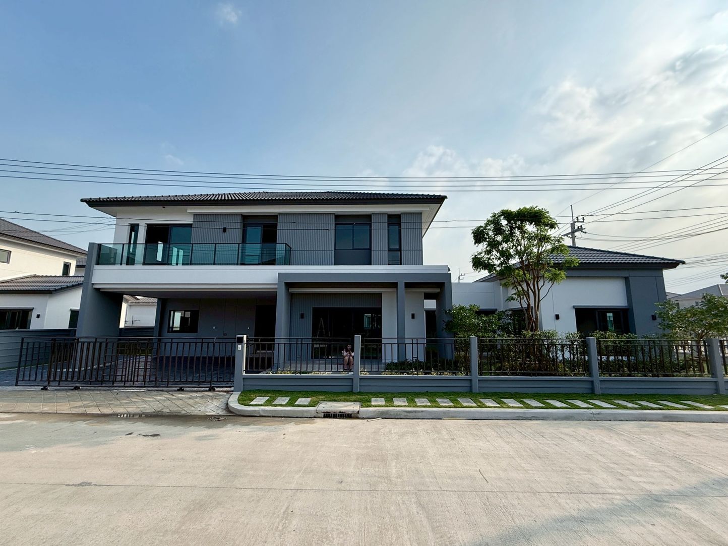 ขายบ้านเดี่ยว Centro ทวีวัฒนา บ้านสวย ทำเลดี พร้อมเข้าอยู่ เฟอร์ครบ