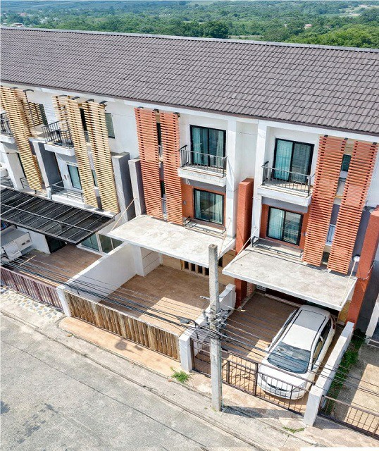 ใกล้รร.นานาชาติบางกอกเพรพ 2.4 กม. ทาวน์โฮมให้เช่า 3 ชั้น สุขุมวิท 101-1 BTS อุดมสุข 900 ม. 3นอน 3 น้ำ  อุดมสุข 18 ตร.วา. 200 ตร.ม.