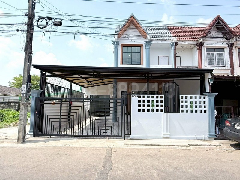 ขายทาวน์เฮ้าส์ 2 ชั้น ม.เหมชาติ ซ.เลียบวารี 59 ถ.เลียบวารี หลังหัวมุม เนื้อที่ 32 ตรว 3นอน 2น้ำ