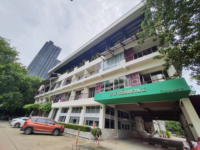 00064 ให้เช่า สำนักงาน อาคารชัยสงวน กรุงเทพ ราชเทวี    31500 บาทต่อเดือน 1 ตารางวา ใกล้กับ -