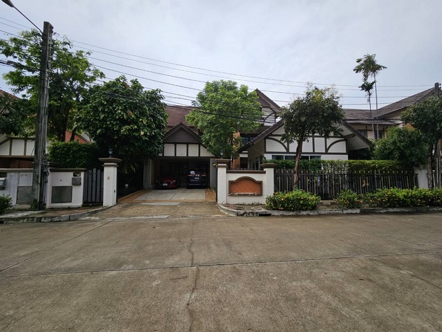 ขายบ้านเดี่ยว 141.2 ตรว. 5 นอน โครงการ ลัดดารมย์ เอกมัย-รามอินทรา ใกล้ CDC เซ็นทรัลอีสวิลล์ ทำเลดี ใกล้คลับเฮ้าส์โครงการ 2 นาทีถึงทางด่วน