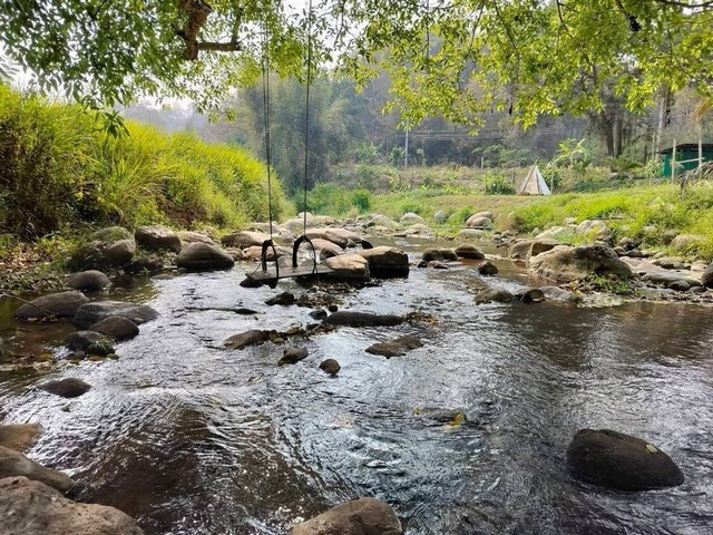 ที่ดินติดลำน้ำ วิวธรรมชาติ บรรยากาศร่มรื่น แม่ออน ห้วยแก้ว