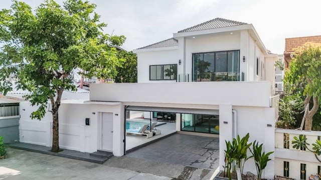 LV53382 ขาย บ้านเดี่ยวสุดหรู โครงการลากูนรีสอร์ท บ้านเดี่ยวส่วนตัวสไตล์รีสอร์ท บรรยากาศเงียบสงบ