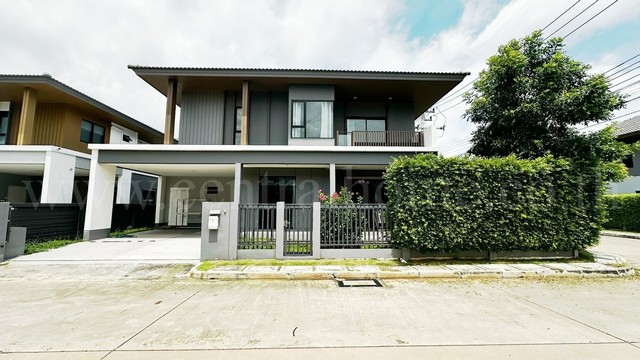 บ้านเดี่ยว สราญสิริ รังสิต หลังมุม ทำเลดี ไม่เคยเข้าอยู่
