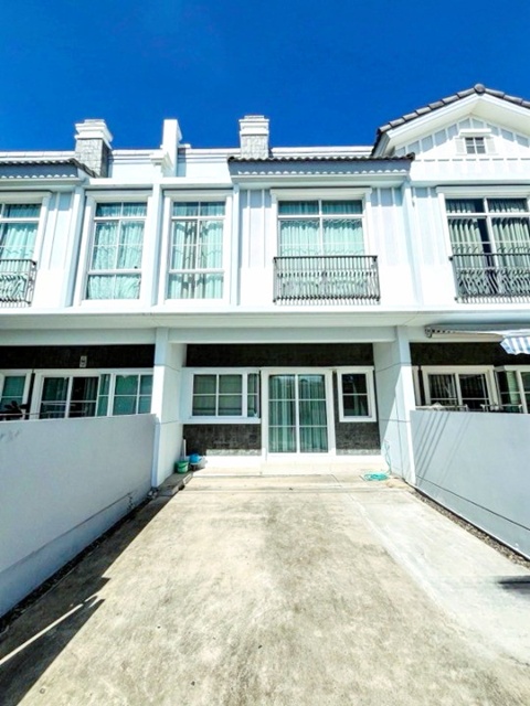 ให้เช่าทาวน์โฮมสุดหรู 2 ชั้น ม.รามคำแหง 2 500 ม. อินดี้ บางนา-รามคำแหง2 โลตัส บางนา-ตราด 1.2 กม.