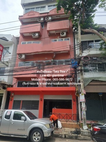 ขายอาคารพาณิชย์ 5 ชั้น 2 คูหาติดกัน ซ.รามคำแหง 24 34 ตร.ว. (560 ตร.ม.) ราคา 9.5 ล้านบาท