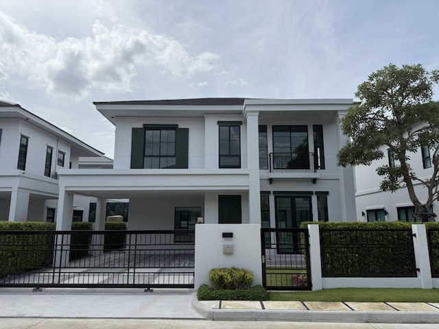 BS1034 ขายบ้านเดี่ยวหรู Setthasiri Watcharapol-Theprak สไตล์ Georgian 4 ห้องนอน บ้านใหม่ ใกล้ทางด่วนและรถไฟฟ้า