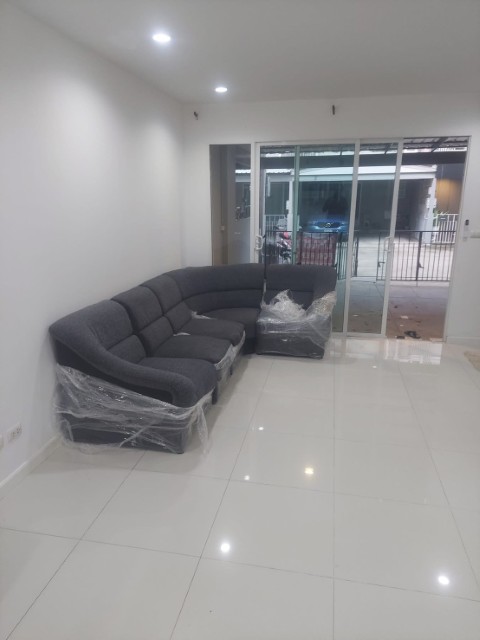 ให้เช่าทาวน์เฮาส์2ชั้น20ตร.ว125ตร.มThe Villet Lite พัฒนาการ 38เช่าเพียง 20000 บาท/เดือน