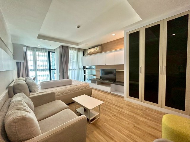 ปล่อยเช่าคอนโดราคาถูก ใจกลางเมือง ลัดดาพลัส ตกแต่งครบ พร้อมเข้าอยู่ FP-C01734