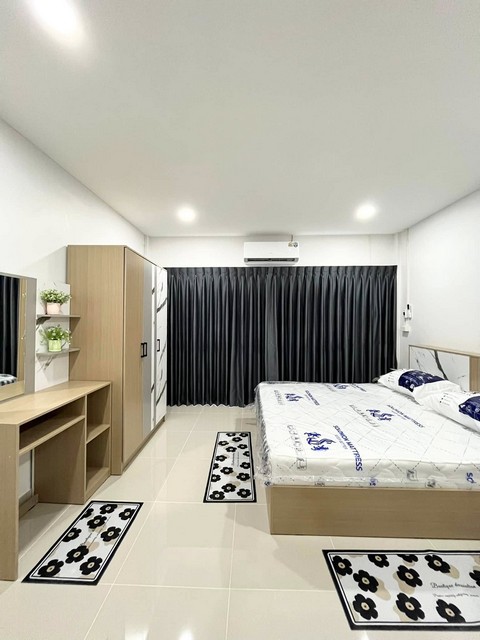 P2351 ให้เช่า ทาวน์โฮม หมู่บ้านคลองจั่นวิลล่า 1 ซอยนวมินทร์ 32 รีโนเวทใหม่ เหมาะพักอาศัย