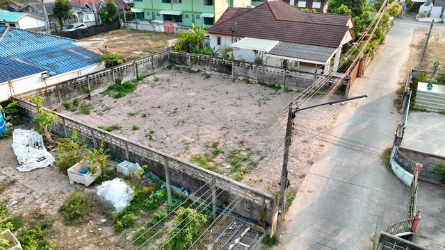 ขายที่ดิน 100 ตารางวา ขายที่ดินใจกลางศรีราชา ขายที่ดินใกล้อัสสัมชัญศรีราชา ชลบุรี ถนนศรีราชา-หนองยายบู่ ถนนเก้ากิโล ทำเลดี