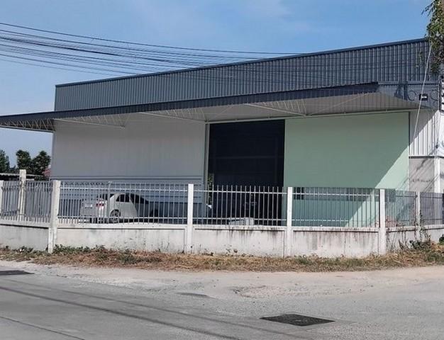ให้เช่าโกดัง 400 ตร.ม. มีรั้วล้อมรอบ ถนนท้องคิ้ง-หนองรี 13 ตำบลนาป่า เมืองชลบุรี