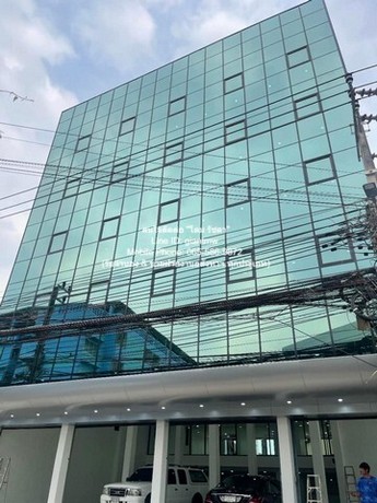 ขาย สำนักงาน อาคารสำนักงาน ลาดพร้าว 87 (ใกล้ถนนเลียบด่วนเอกมัย-รามอินทรา) พื้นที่เท่ากับ 100 ตร.วา 0นอน 46500000 THAI BAHT   NICE!