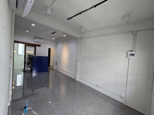 ให้เช่าพื้นที่แบบเหมาทั้งชั้น 44 ตรม. โครงการ The Hub Phahol-Ari ติดถนนใหญ่ใกล้ BTS อารีย์และสะพานควาย