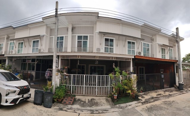 ขายทาวน์เฮ้าส์ 2 ชั้น โครงการ หมู่บ้าน พฤกษาวิลล์ 80 พระราม 2 ท่าข้าม เขตบางขุนเทียน กรุงเทพ