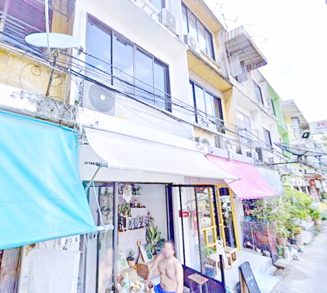 เยาวราช 3 กม.MRTสามยอด 1.57กม.ข้าวสาร 550ม.ให้เช่าตึกแถวโฮสเทล 3 ชั้น 24 ตร.วา. 290 ตร.ม. ตกแต่งพร้อมเฟอร์ฯครบ 4 นอน 5 น้ำ