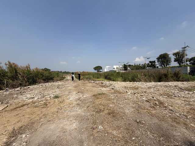 ขายที่ดินริมน้ำเจ้าพระยา เมืองปทุมธานี 14 ไร่ 1 งาน 80 ตารางวา ติดริมแม่น้ำ วิวสวย ตารางวาละ 80000 บาท