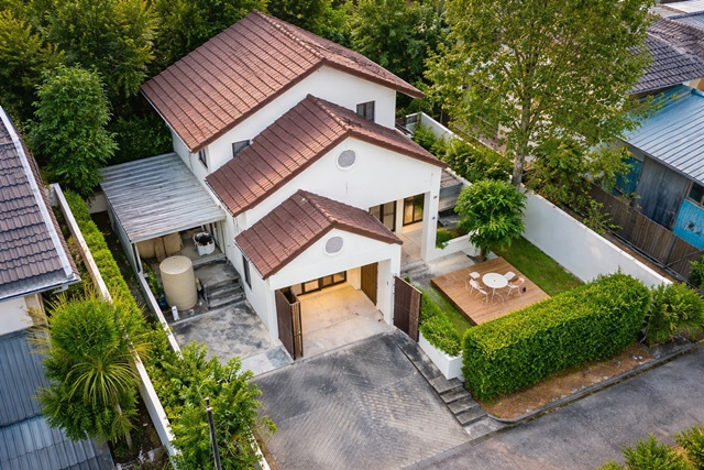 ทำเลพัฒนาการ70-76 ARLหัวหมาก 1.5 กม. 4น้ำ ใกล้ทางด่วน ประเวศ 58 ตร.วา. 230ตร.ม. เมืองทอง MRT คลองกลันตัน 1.2กม. บ้าน 2ชั้น 3นอน