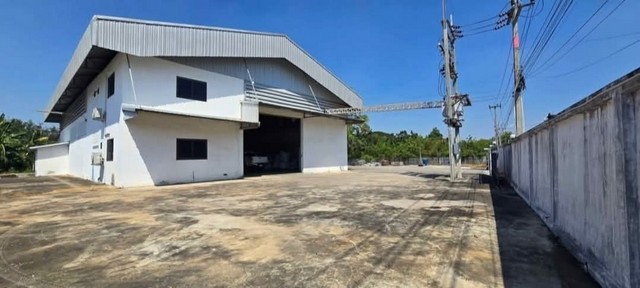 ให้เช่าโกดังเมืองฉะเชิงเทรา ขนาดโกดัง 500 ตารางเมตร มีใบรง. 4 ฉีดพลาสติก พื้นรับน้ำหนักได้ 2 ตันต่อตรม.