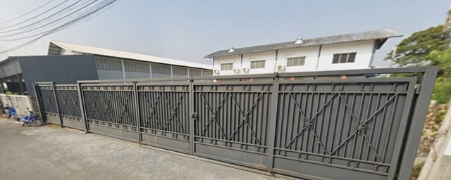 หลังมุม 3นอนใกล้ บิ๊กซี เอกชัย 900 ม.  โกดังพร้อมอาคา 2 ชั้น  ถ.เอกชัย81-87 ทำรั้วแล้ว 800 ตร.ม. 3น้ำ พร้อมสำนักงาน 3 ห้อง