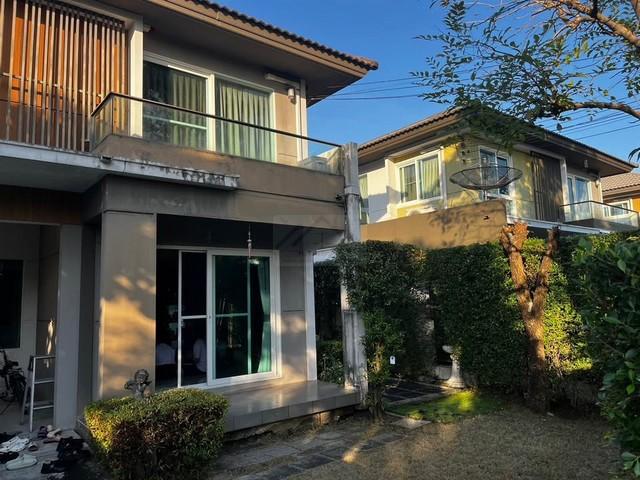 ให้เช่าบ้านเดี่ยว 2 ชั้น 55 ตร.ว. หมู่บ้านมัณฑนา เลค วัชรพล ถนนสุขาภิบาล 5