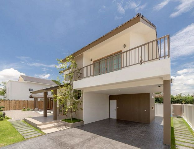 โซนดอยสะเก็ด ขาย 9.9 ล้าน 123 ตรว. บ้านใหม่ 2 ชั้น #สไตล์ญี่ปุ่น เรียบง่าย อบอุ่น มาพร้อมกับสระว่ายน้ำส่วนตัว พร้อมอยู่ครบจบหลังเดียว!