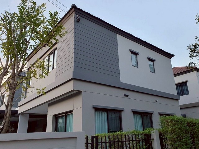 ให้เช่า บ้านแฝดหลังมุม โครงการวี คอมพาวด์ ราชพฤกษ์-ปิ่นเกล้า หลังมุม 2 ชั้น เฟอร์ครบ ใกล้เซ็นทรัล เวสต์วิลล์