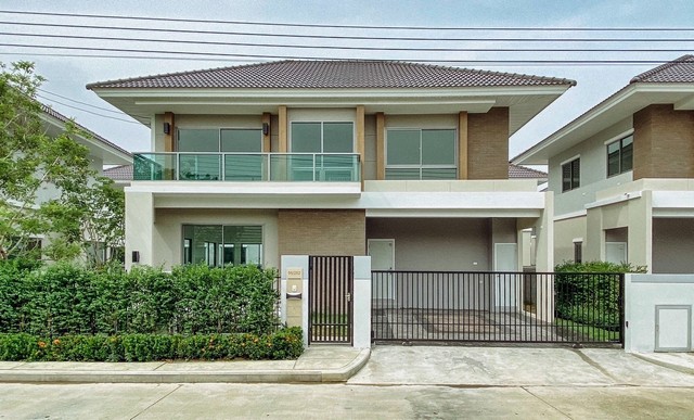 บ้านเดี่ยวเพอร์เฟคเพลส พระราม 9 – กรุงเทพกรีฑา แต่งบิ้วอินครบ หน้าบ้านไม่ตรงกับบ้านใคร