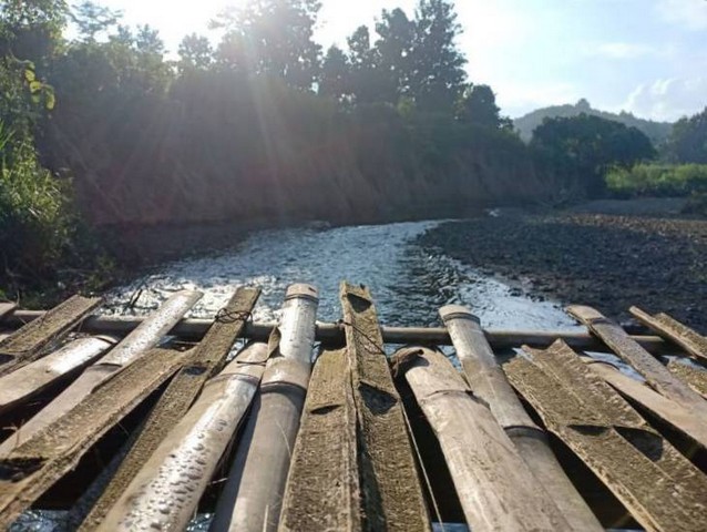 เล็งทรัพย์ดีเก็งเก็บอนาคต ขายที่ดินติดลำธารน้ำใสไหลริน ชุ่มฉ่ำตลอดปี สวยวิวล้าน 800000บาท 3-0-35ไร่ อำเภอสันติสุข น่าน