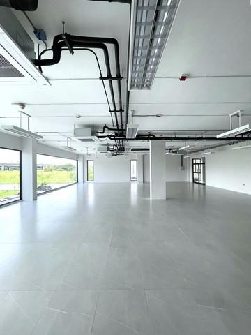 P1890 ให้เช่า สำนักงาน สร้างใหม่ 4 ชั้น อาคาร พัฒนาการ 31 พื้นที่รวม 872.68 ตร.ม. แบ่งเช่าเป็นชั้นได้ มีลิฟต์