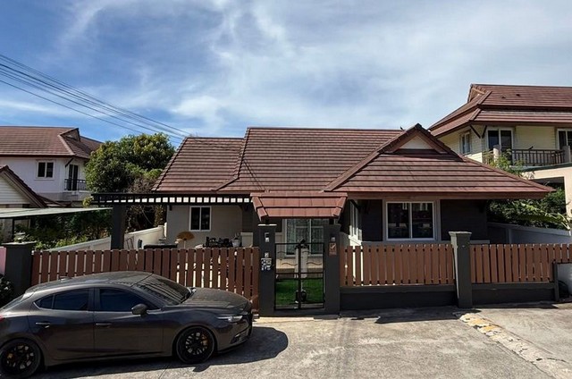 ขาย&ampให้เช่า บ้านเดี่ยว หมู่บ้านทรอปิคอลวิลเลจ  พร้อมเฟอร์นิเจอร์และเครื่องใช้ไฟฟ้าครบทั้งหลัง