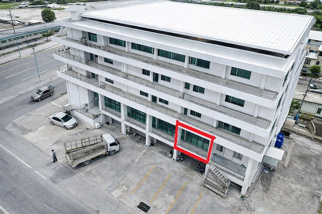 ใกล้โรบินสัน ไลฟ์สไตล์ ราชพฤกษ์ 3กม. ชั้น1 อาคารสำนักงานให้เช่าติดถนน ชัยพฤกษ์ 61ตร.ม. เพียวเพลส ราชพฤกษ์ 1.8 กม. ย่านบางบัวทอง มีที่จอดรถ