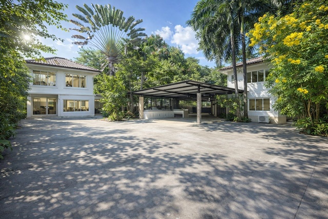 BTSเซนต์หลุยส์ 600 ม.ร้านอาหาร คาเฟ่ 7นอนให้เช่าบ้านเดี่ยวใจกลางสาทร 100 ตร.วา. 300 ตร.มหรือออฟฟิศ บ้าน 2 ชั้น