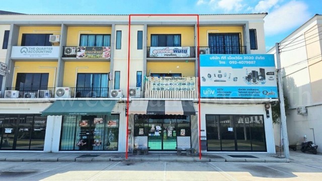 ให้เช่า อาคารพาณิชย์ 3 ชั้น เดอะ คอนเนค @ รังสิต-อเวนิว ทำเลค้าขาย