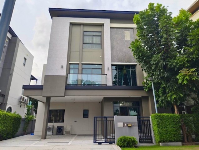 BH4446 ให้เช่าบ้านหรูหลังมุม The Gentry Sukhumvit 101 บ้าน 3 ชั้น ใกล้ BTS ปุณณวิถี จดบริษัทได้ เลี้ยงสัตว์ได้