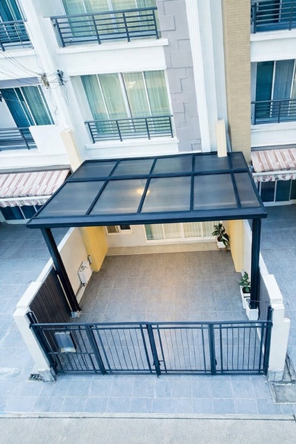 สุขาภิบาล2 สุขุมวิท77 วงแหวน  3นอน ให้เช่าทาวน์เฮาส์ บ้านกลางเมือง 3 น้ำ ถ.ลาดกระบัง1-5 อ่อนนุช91 ARL ลาดกระบัง 2.9กม.