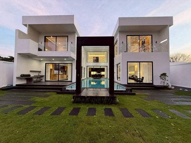 ขาย 28 ล้าน Luxury Pool Villa บ้านเดี่ยว 2 ชั้น ดีไซน์หรู พร้อมโถงเพดานสูง โปร่งโล่ง #เฟอร์นิเจอร์ครบ พร้อมเข้าอยู่