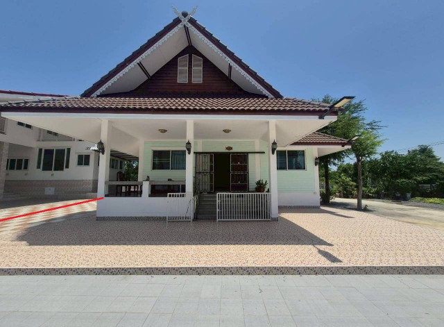 บ้านเดี่ยวชั้นเดียว 2 หลัง ( สร้างเอง ) 372.7 ตารางวา ซอยรังสิต-นครนายก 31 (บงกช59)  ถนนรังสิต - นครนายก คลองหลวง ปทุมธานี
