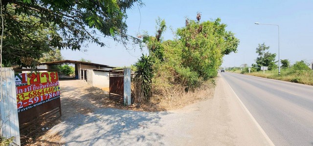 ที่ดิน - 14500000 บาท.  พท. 8984 ตาราง.วา   ทำเลดี