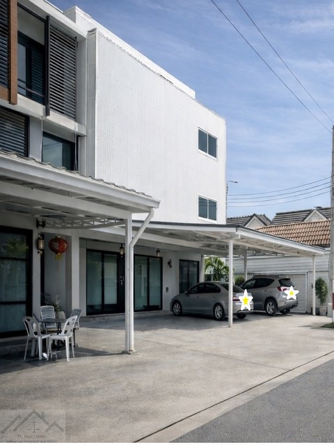 ให้เช่าอาคารพาณิชย์ 3.5 ชั้น 2 คูหา 350 ตรม. หลังมุม พร้อมห้องดาดฟ้า **จดทะเบียนได้ ใกล้เมกะบางนา