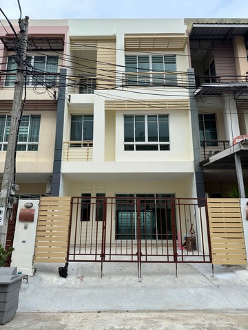 ขาย ทาวน์โฮม 3 ชั้น หมู่บ้าน The Plant City สาทร ถนน กัลปพฤกษ์ บ้านสวย เพิ่งรีโนเวทใหม่