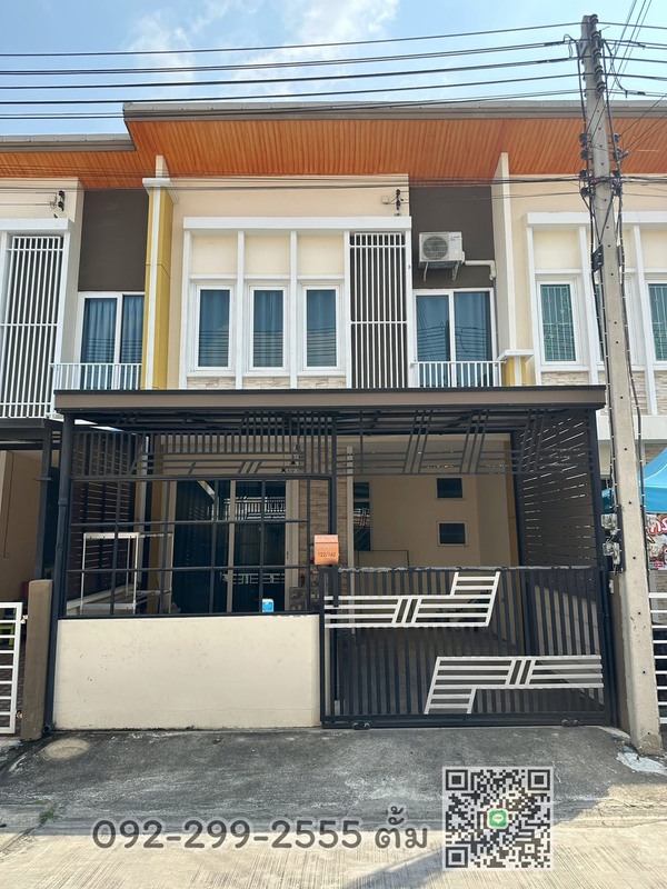 ขาย บ้านทาวน์เฮาส์ 2 ชั้น หมู่บ้าน โกลเด้นทาวน์ 2 พระราม 2 หมู่ที่ 6 ต.พันท้ายนรสิงห์ อ.เมืองสมุทรสาคร จ.สมุทรสาคร