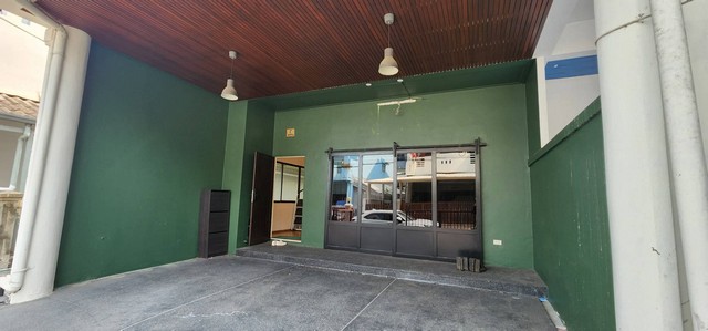 P2265 ให้เช่า ทาวน์โฮม หมู่บ้านศรีวรา ทาวน์อินทาวน์ Town in Town ลาดพร้าว94 เดินทางสะดวก