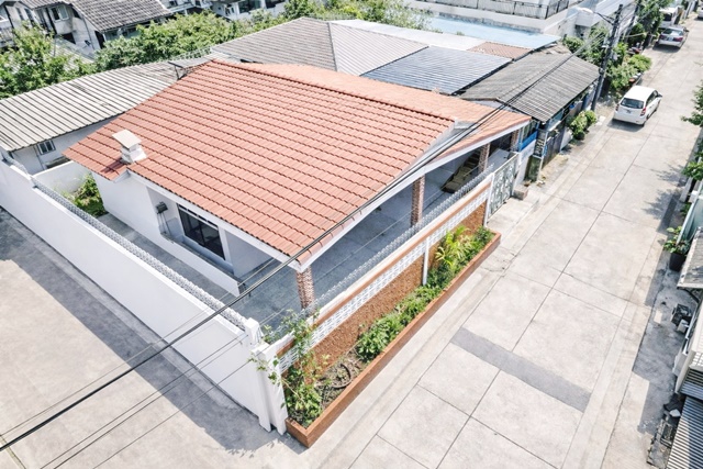 ม.เกษตร 1.22กม.5นอน 2 แอร์ ให้เช่าบ้านชั้นเดียว รัชดา พหลโยธิน34 40ตรว.BTSเสนานิคม 1.02กม. 160ตรม. เมเจอร์  รัชโยธิน 1.44กม.  2น้ำ