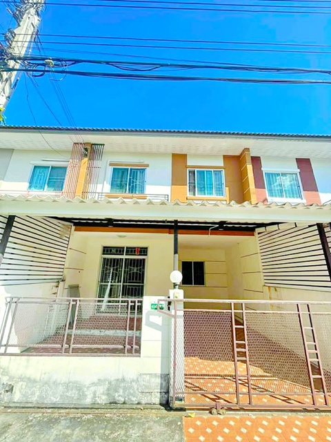 ใกล้MRTคู้บอน 900 ม. ถ.เลียบคลองสอง ซาฟารี ปัญญา ทาวน์เฮ้าส์ 2 ชั้น 3นอน 2 น้ำ 18ตร.วา.